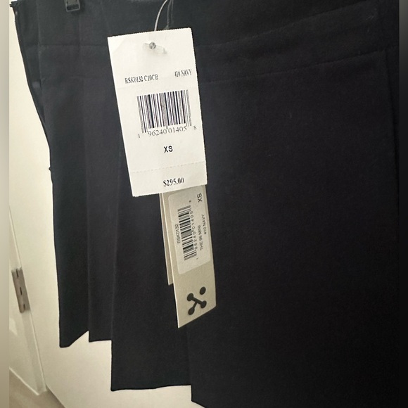 We-Ar4 Pleated Navy Mini Skirt - Picture 6 of 6